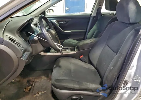 2015 Nissan Altima 2.5 z USA, uszkodzony, nr VIN 1N4AL3AP7FN375460